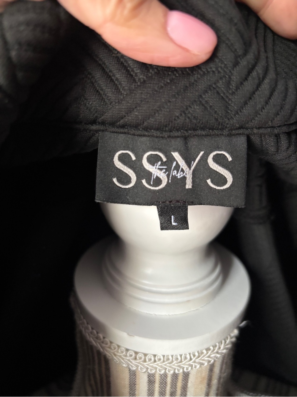 SSYS THE LABEL Black Textured Zip-Neck Women's Top - Picture 5 of 5